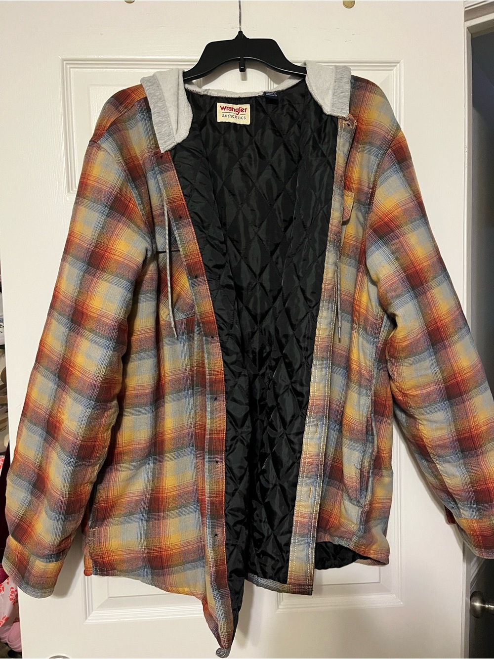 Wrangler Black Quilted Lined Jacket with Cream Trim